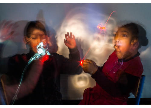 light graph</br></br><h4>photographie réalisée par un enfant dans le cadre d'un atelier TAP</h4></br></br>Ecole primaire Condorcet Montpellier